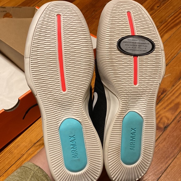 Nike Air Max Wildcard HC. A07351-006x Size 10.5 US. - Picture 2 of 5